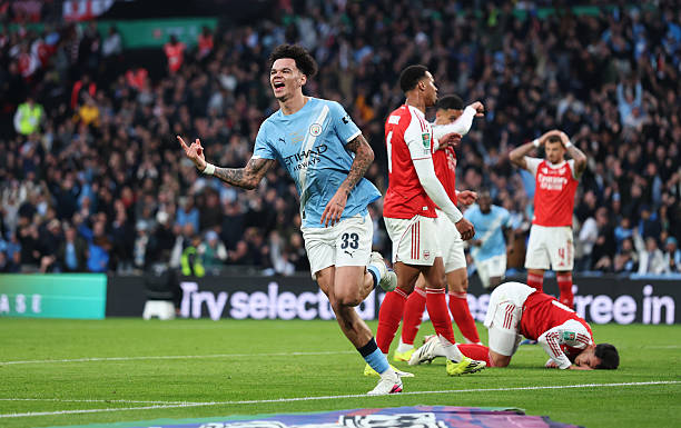 Man City từng đánh bại Arsenal ở chung kết cúp Liên đoàn và cuộc tái đấu ở sân Etihad có thể quyết định tất cả