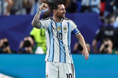 Hot football news noon 18/6: Messi confirms farewell to World Cup