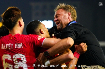 HLV Polking: 'Too early to talk about the championship with CAHN'