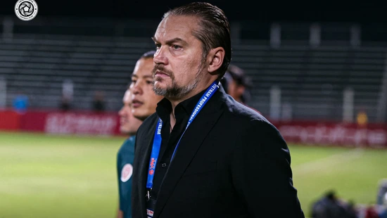 Coach Popov reacted strangely when The Cong Viettel encountered problems and was held to a draw by their opponents.