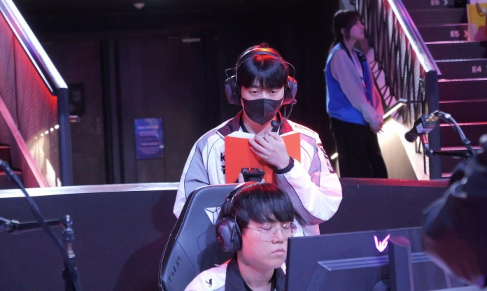 HLV Score nói thẳng lý do KT Rolster nhận thất bại nghiệt ngã