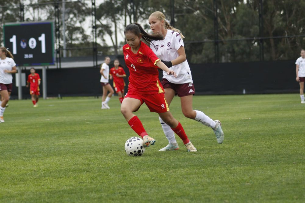 U15 Việt Nam hòa trận đầu tại Australia - Ảnh 1.