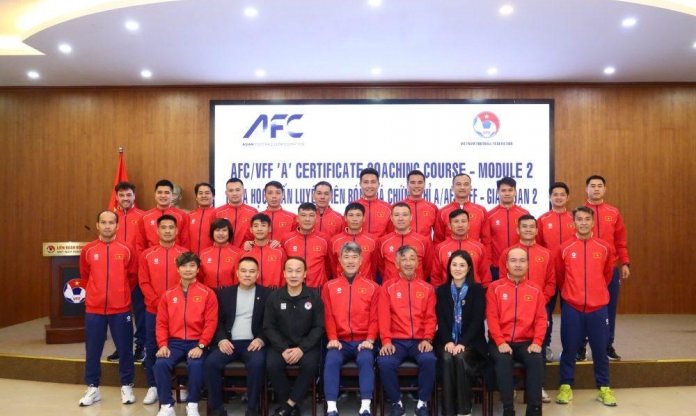 Bế mạc khóa học HLV bóng đá chứng chỉ A/AFC/VFF giai đoạn 2