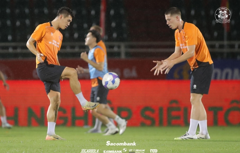 Coach Lê Huỳnh Đức comments on the performance of the 1.90m tall overseas Vietnamese player