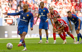 Mbeumo shines to help MU come from behind and beat Atletico Madrid for their first title