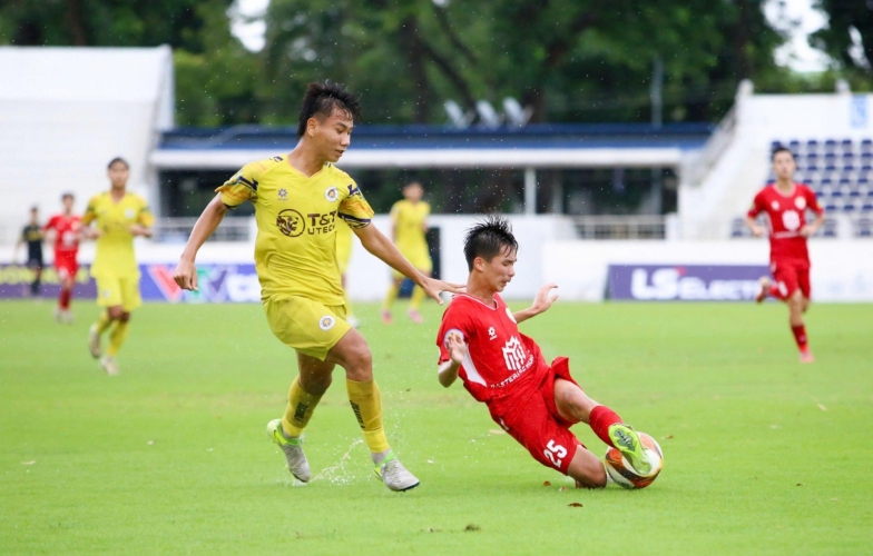 Determining the top 4 teams advancing to the U17 National Championship semifinals 2025