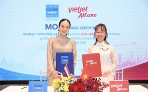 Madam Pang congratulates U17 Vietnam for qualifying for the U17 World Cup and comments on the cultural and sports cooperation between the two nations.