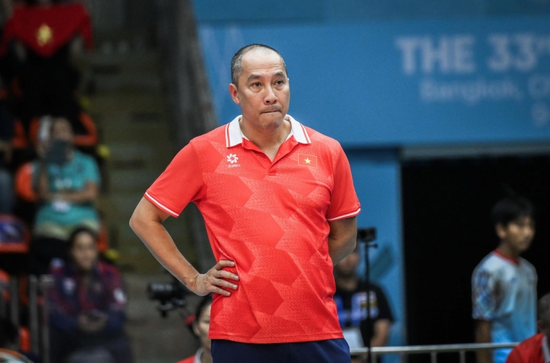 Coach Nguyễn Tuấn Kiệt speaks out about rumors of leaving the VietinBank women's team