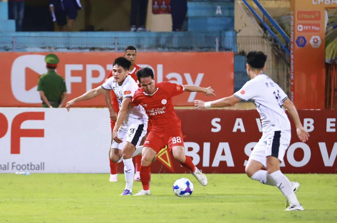 A successful comeback, Viettel secures 3 points at home