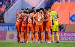 The V-League 2025-2026 relegation race: SHB Da Nang holds the greatest advantages.