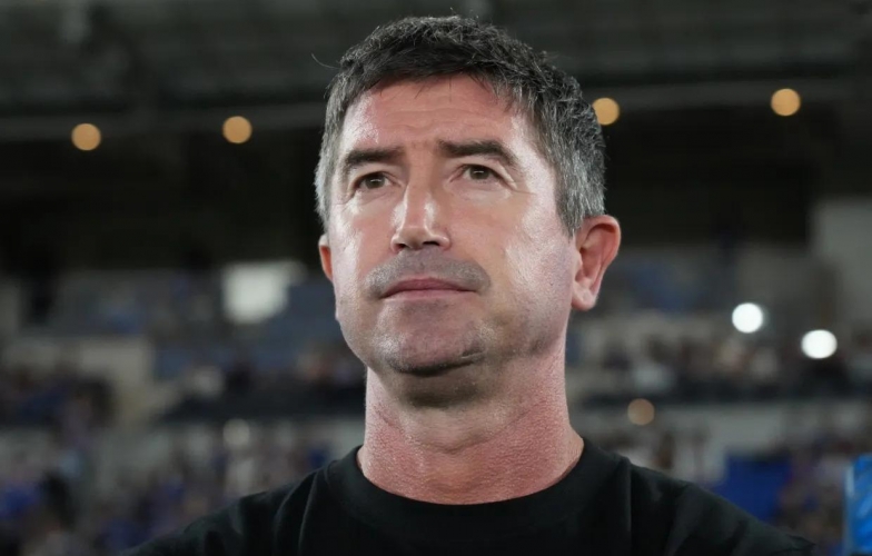 European media stunned as legend Harry Kewell arrives in the V-League