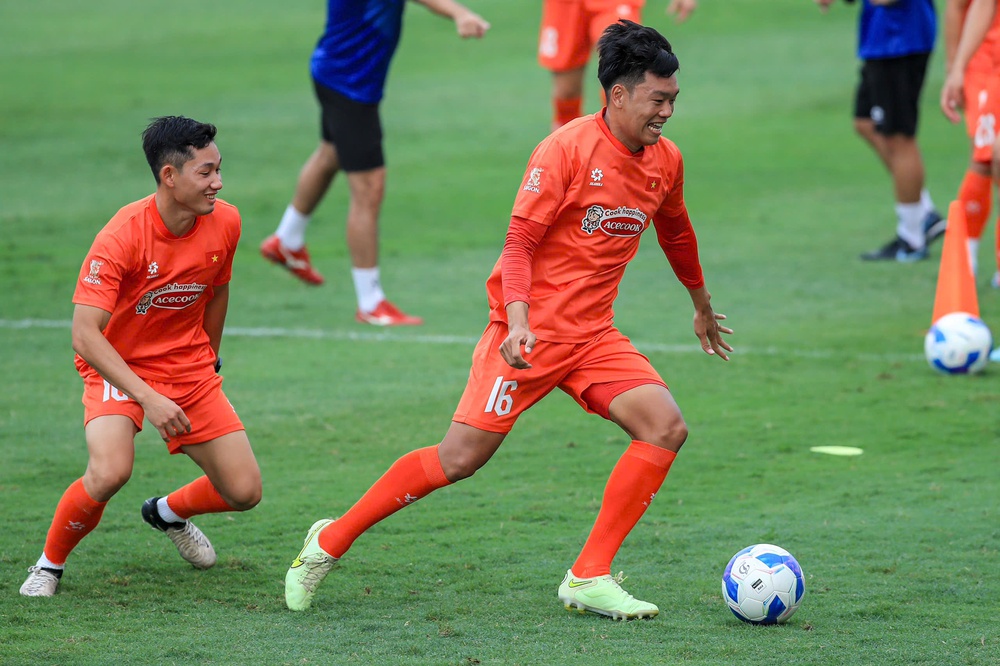 Đội tuyển Việt Nam: Hàng thủ là sức bật cho ASEAN Cup 2026 - Ảnh 1. Đội tuyển Việt Nam: Hàng thủ là sức bật cho ASEAN Cup 2026 - Ảnh 1.