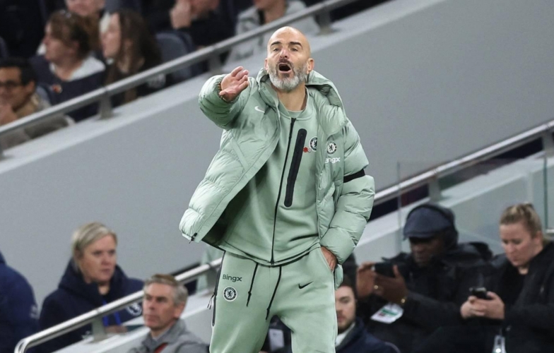 Chelsea suffered a major blow just 5 minutes into their Champions League match.