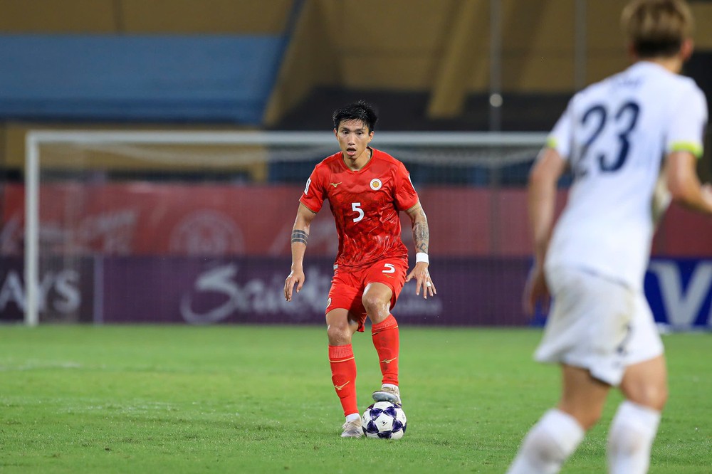 Tin nóng bóng đá Việt hôm nay 15/10: Bóng đá Việt Nam có thể nhận 25 triệu USD từ FIFA; Văn Hậu cùng 5 cầu thủ bị treo giò ở vòng 4 V-League - Ảnh 2.