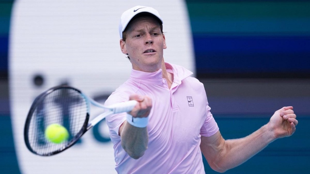 Jannik Sinner chính thức đi vào lịch sử ATP Masters 1000 với chuỗi 26 set thắng liên tiếp - Ảnh 1.