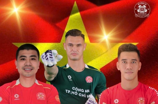 Vietnamese-American rookie anxiously awaits FIFA clearance to join Vietnam national team