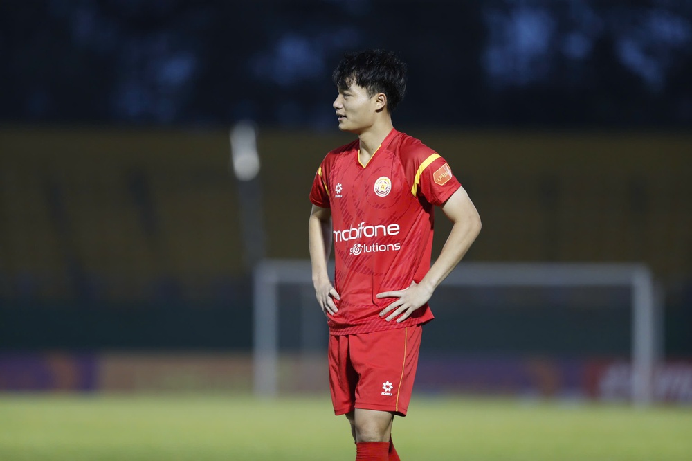 Vòng 24 LPBank V-League 2025/26: Đại chiến Top 3 và cuộc tháo chạy nghẹt thở - Ảnh 1.