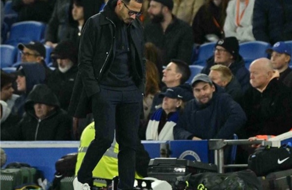 Sacking Coach Liam Rosenior: Chelsea's Turmoil