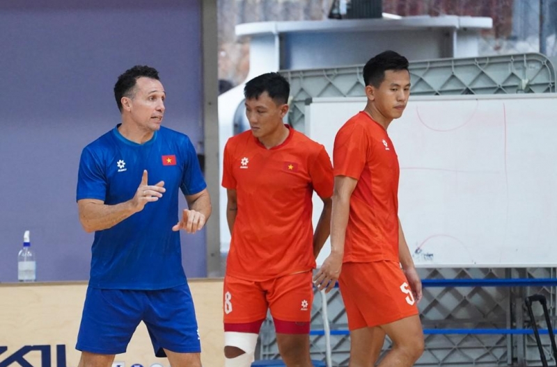 Argentina's coach excludes 2 key members of Vietnam's team after the SEA Games