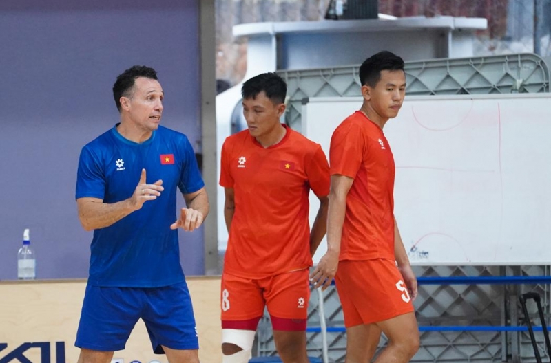 Argentina's coach must find a new captain for the Vietnam team