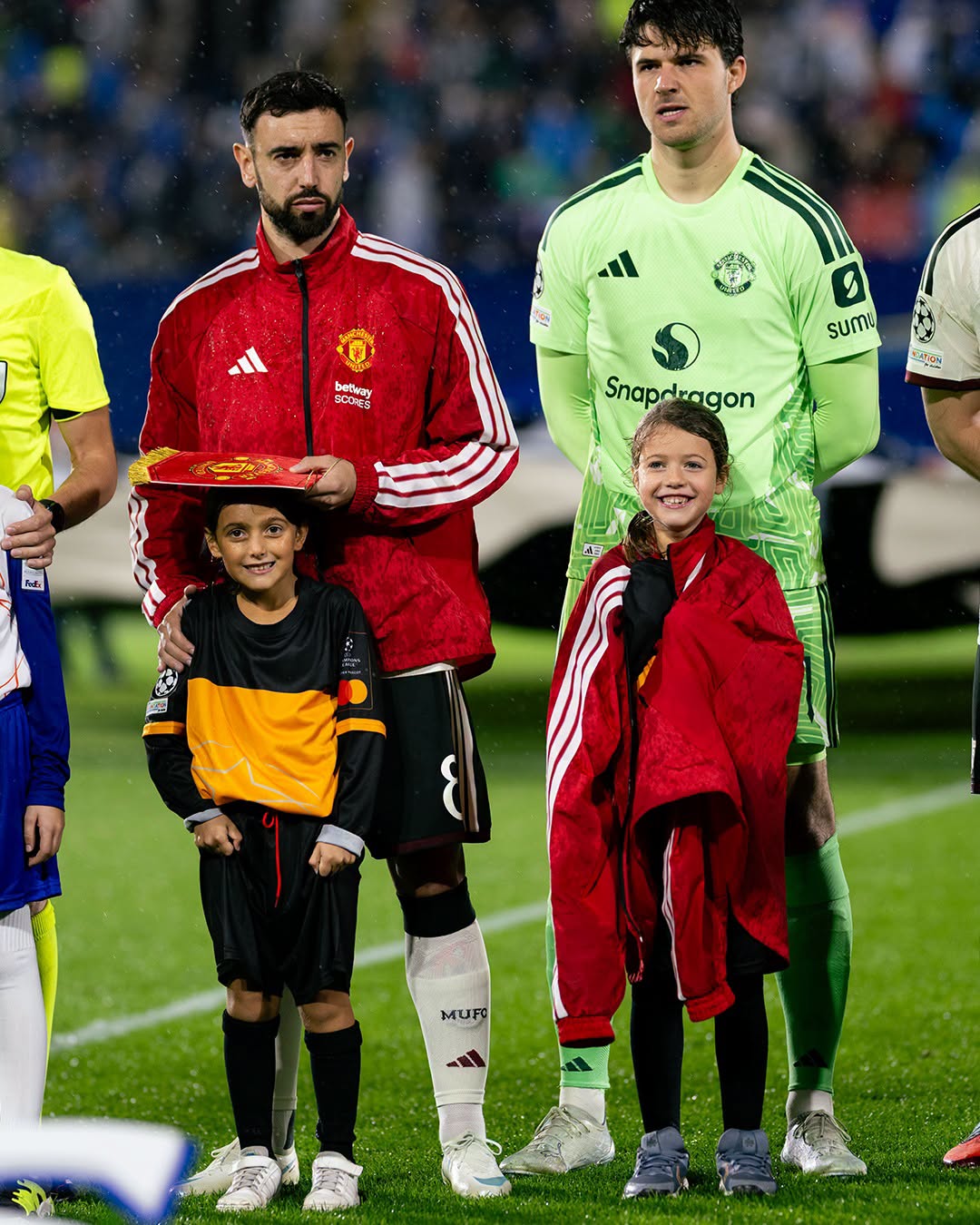Chelsea vs MU: Michael Carrick, Bruno Fernandes và bước ngoặt ở Stamford Bridge - Ảnh 5. Chelsea vs MU: Michael Carrick, Bruno Fernandes và bước ngoặt ở Stamford Bridge - Ảnh 5.