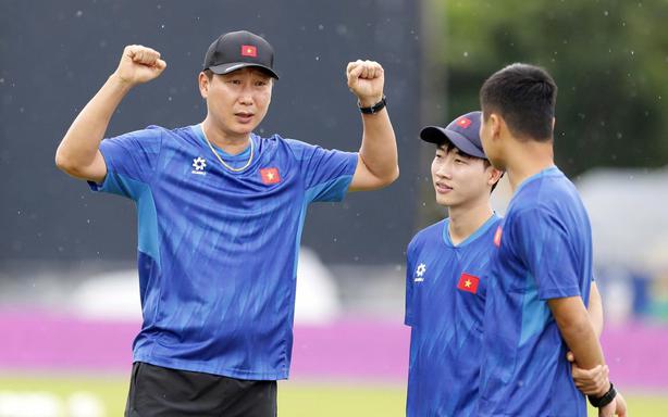 Records and challenges of Coach Kim Sang Sik