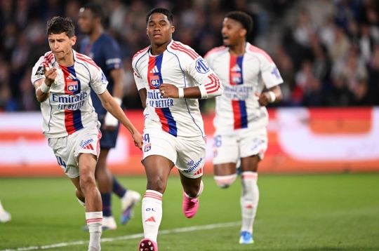 Endrick shines brightly, Lyon defeats PSG after 6 years of waiting