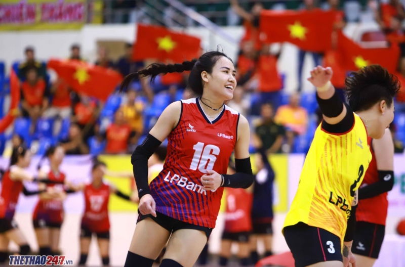 Determining the two women&#39;s volleyball teams advancing to the final of the 2025 National Championship