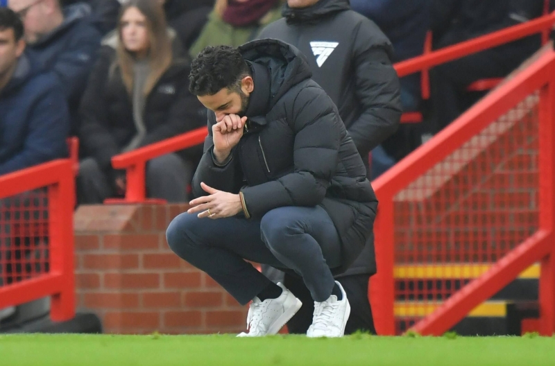 MU receives a 'cold shower' on the transfer market