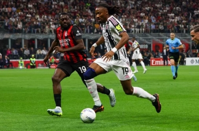 AC Milan and Juventus engaged in a tense and nerve-wracking battle