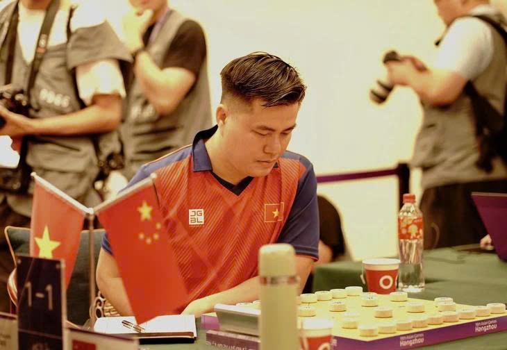 Tonight, Lai Ly Huynh and the Vietnamese Xiangqi team return home