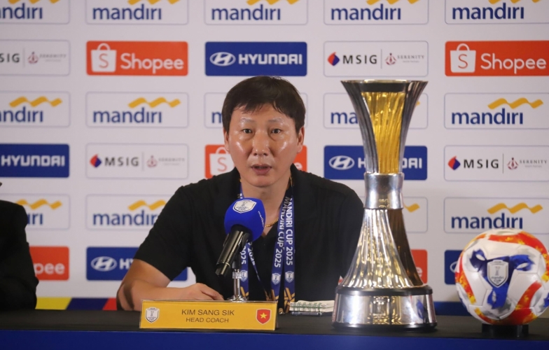Coach Kim Sang Sik is likely not to directly lead the Vietnam national team in September.