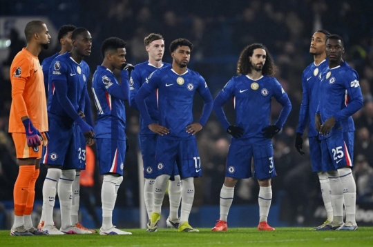 7 disastrous minutes, Chelsea bitterly shares points with Leeds United