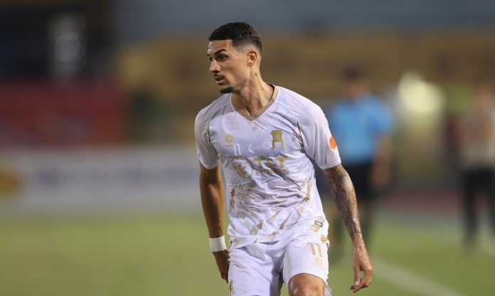 Đỗ Hoàng Hên 'bắn tín hiệu' tới HLV Kim Sang Sik