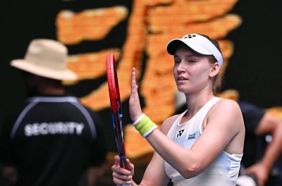 Asia's top-ranked tennis player confidently advances to the semifinals of the 2026 Australian Open.