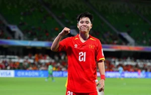 VTV7 live broadcast of the women's football match between Vietnam and Chinese Taipei at 12:00 today.