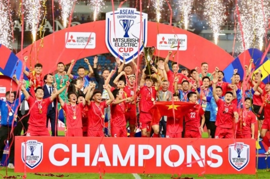 Determine the final opponent of the Vietnam National Team at the 2026 AFF Cup