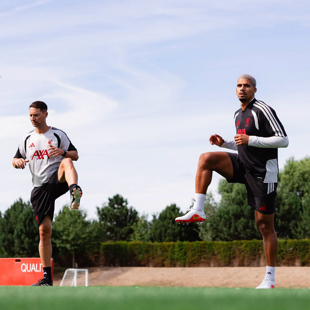 Vì sao các CLB Premier League lại đá giao hữu theo những thể thức kỳ lạ? - Ảnh 2.