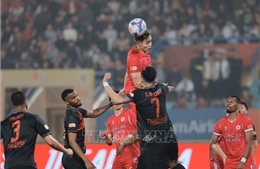 After losing the first match, Ninh Binh Football Club lost their top spot in the standings.