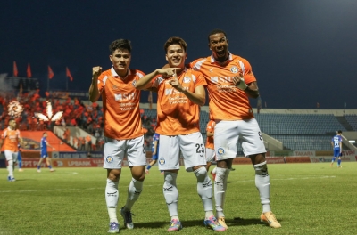 Vietnam U23 Sao own goal, PVF CAND suffers heavy defeat against Da Nang