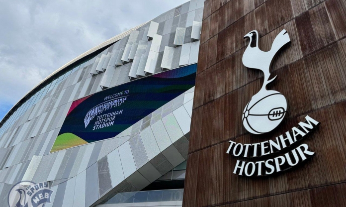 Tottenham từ chối bán tháo CLB