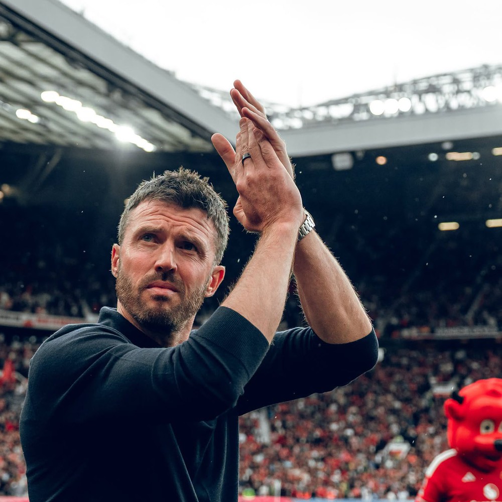 Michael Carrick lên tiếng về tương lai ở MU trước áp lực bị sa thải - Ảnh 2. Michael Carrick lên tiếng về tương lai ở MU trước áp lực bị sa thải - Ảnh 2.