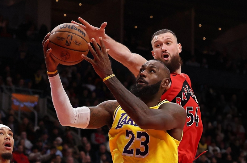 LeBron James 自 2007 年以來首次單場得分未達雙位數