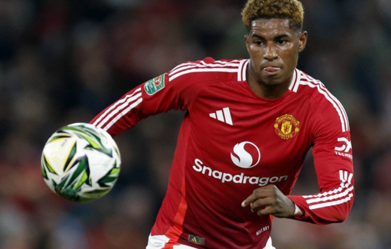 Rashford officially returns to Manchester and immediately begins training.