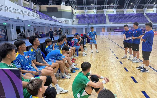 Vietnam's futsal team finalizes squad for match against Russia