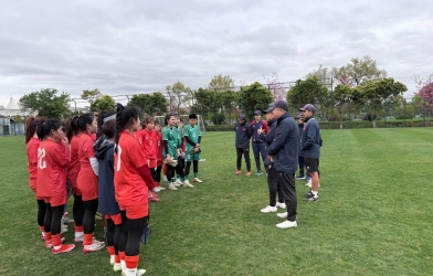 Vietnam's national team finalizes friendly matches with Korean and Chinese teams