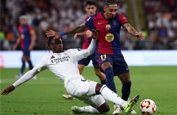 Real Madrid - Barcelona: Deciding Through the Super Classic