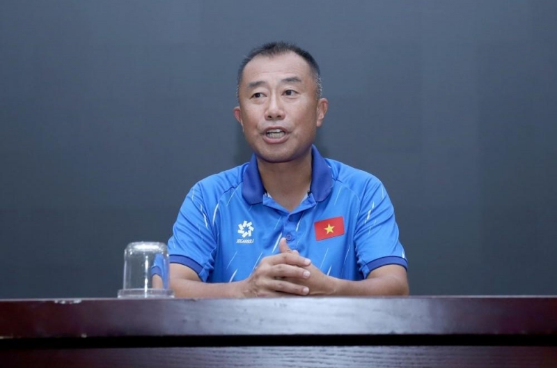 Japanese coach sets semifinal target for Vietnam national team