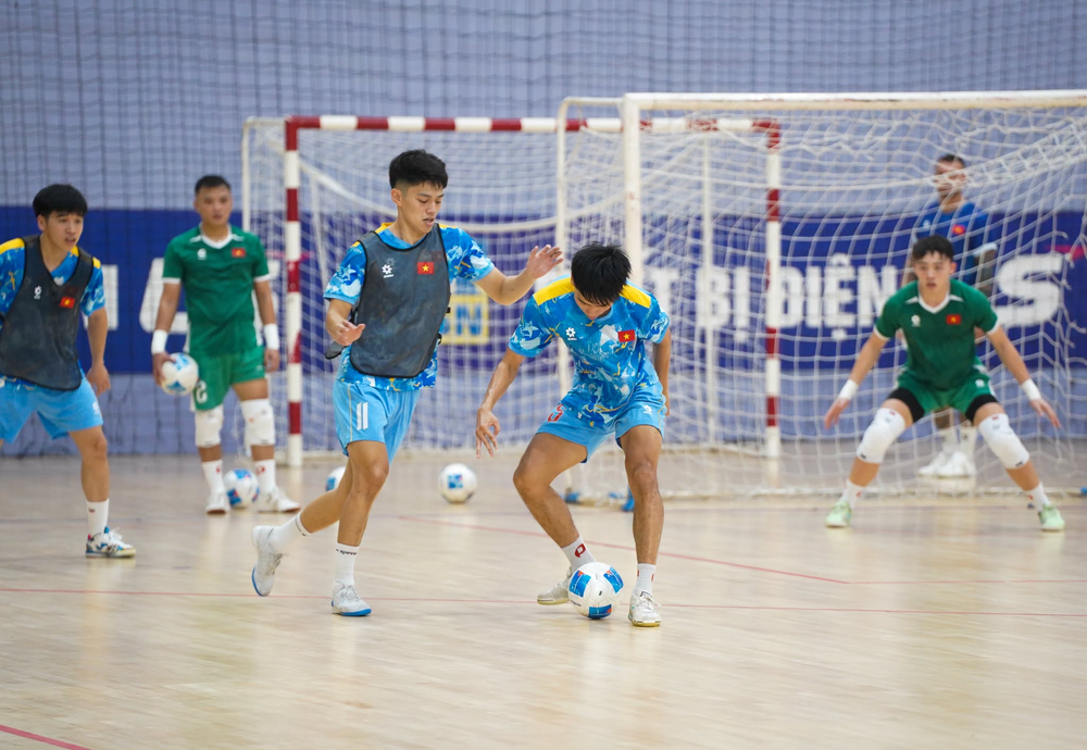 ĐT futsal Việt Nam giữ nguyên kế hoạch tập huấn tại Kyrgyzstan và Nga dù AIMAG 2026 bị hoãn - Ảnh 1. ĐT futsal Việt Nam giữ nguyên kế hoạch tập huấn tại Kyrgyzstan và Nga dù AIMAG 2026 bị hoãn - Ảnh 1.