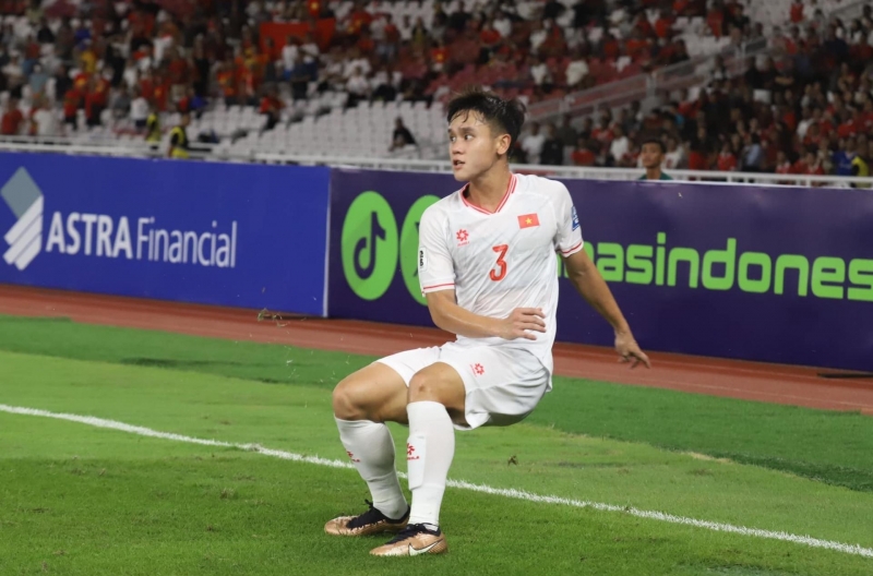Vietnamese player officially joins a major new club